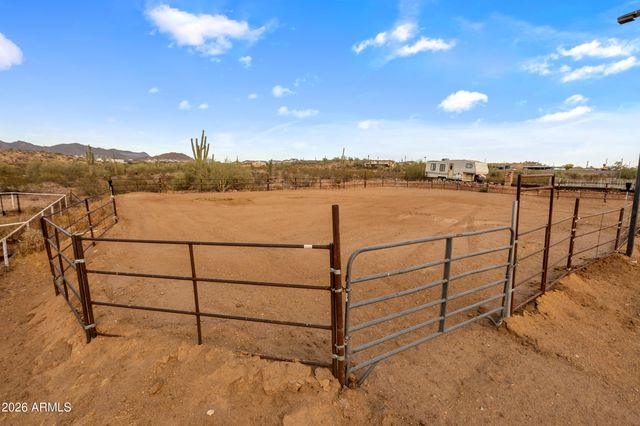 3846 N 54TH Street, Mesa, AZ 85215