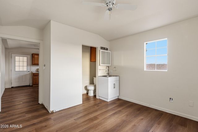 3846 N 54TH Street, Mesa, AZ 85215