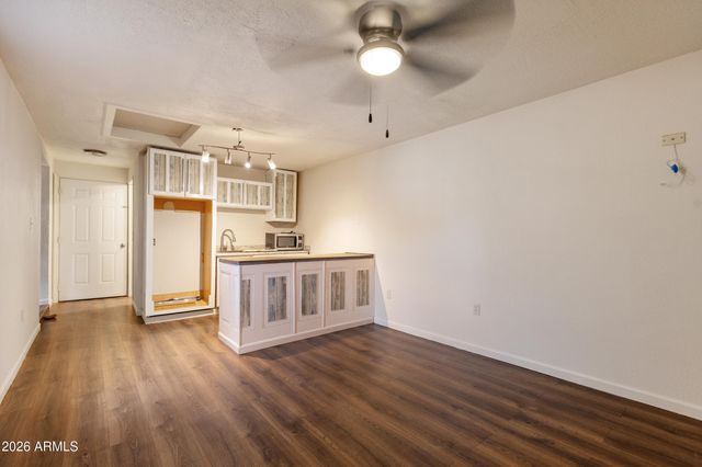 3846 N 54TH Street, Mesa, AZ 85215