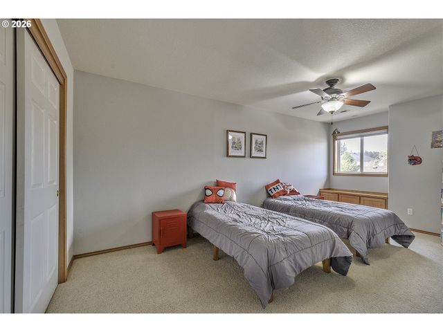 2764 Ne LINDSEY Dr, Hillsboro, OR 97124