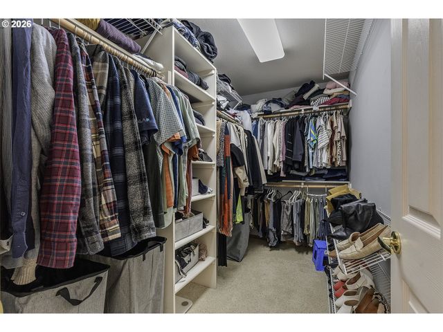 2764 Ne LINDSEY Dr, Hillsboro, OR 97124