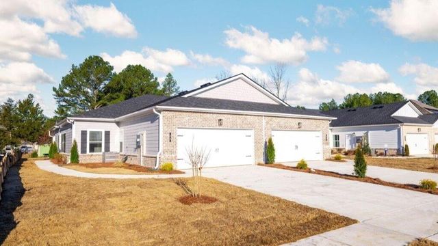 84 Arlington Drive Drive, Chickamauga, GA 30707