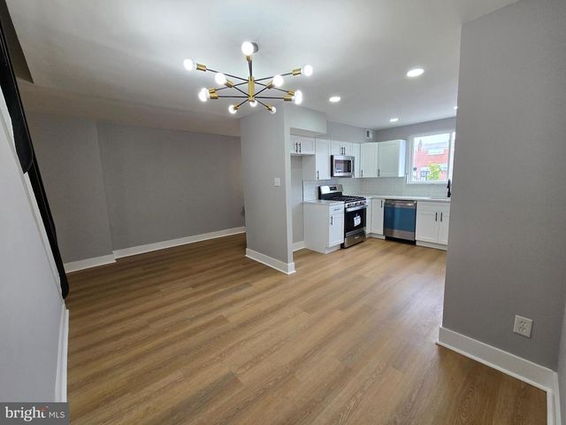 1327 KINGS PL, Philadelphia, PA 19122