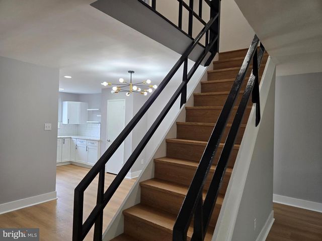 1327 KINGS PL, Philadelphia, PA 19122