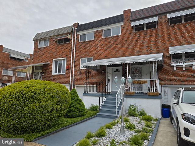 1327 KINGS PL, Philadelphia, PA 19122