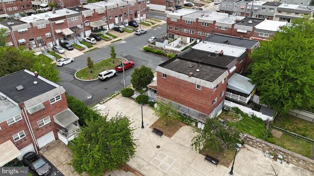 1327 KINGS PL, Philadelphia, PA 19122
