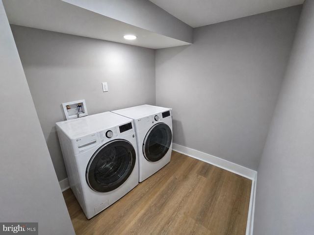 1327 KINGS PL, Philadelphia, PA 19122