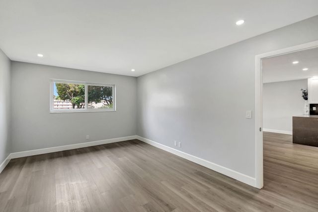 702 Lori Drive 194, Palm Springs, FL 33461