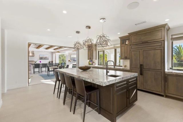 3226 Violet, Encinitas, CA 92024