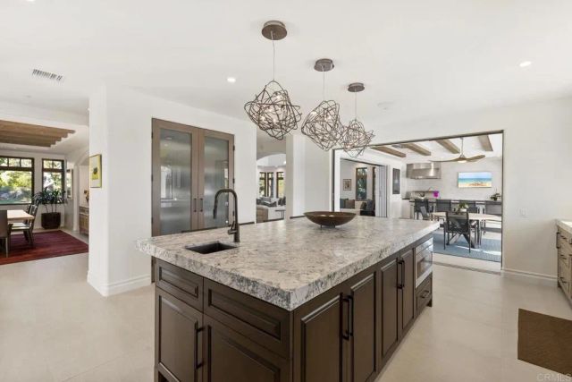 3226 Violet, Encinitas, CA 92024