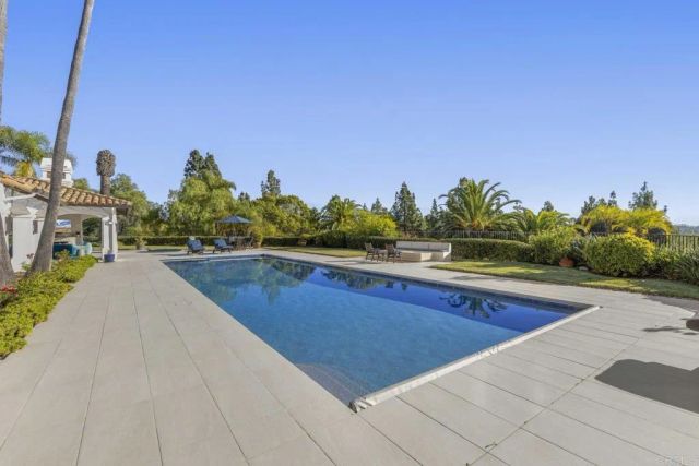 3226 Violet, Encinitas, CA 92024