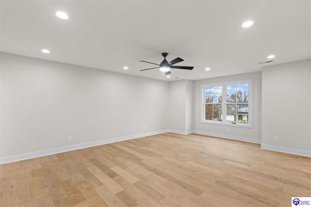 116 Brookhaven Drive, Vine Grove, KY 40175