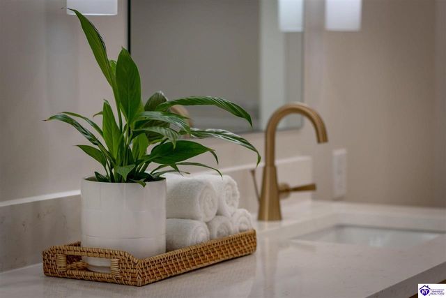 116 Brookhaven Drive, Vine Grove, KY 40175