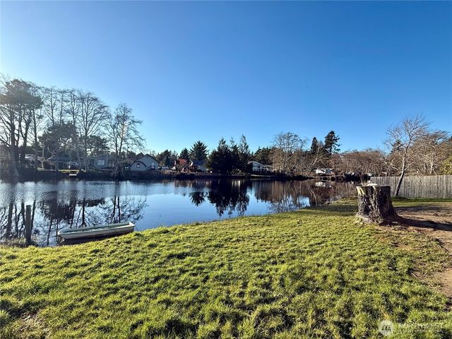 1623 Cooper Street S, Westport, WA 98595