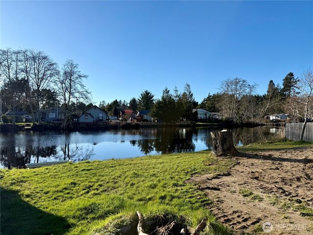 1623 Cooper Street S, Westport, WA 98595