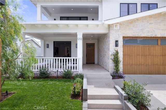 1212 Magnolia Avenue, Manhattan Beach, CA 90266