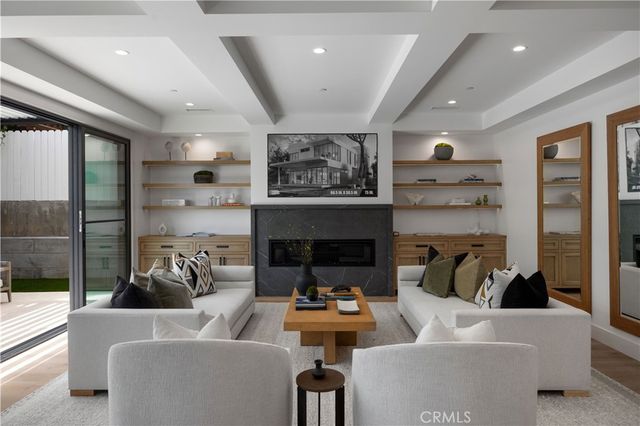1212 Magnolia Avenue, Manhattan Beach, CA 90266