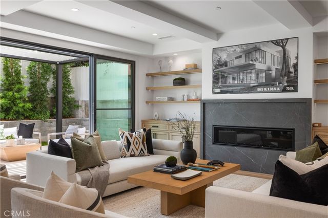 1212 Magnolia Avenue, Manhattan Beach, CA 90266