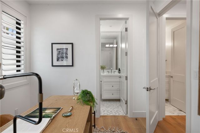 1212 Magnolia Avenue, Manhattan Beach, CA 90266