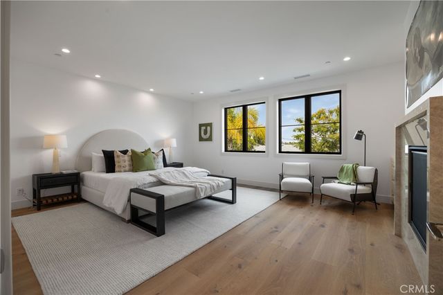 1212 Magnolia Avenue, Manhattan Beach, CA 90266