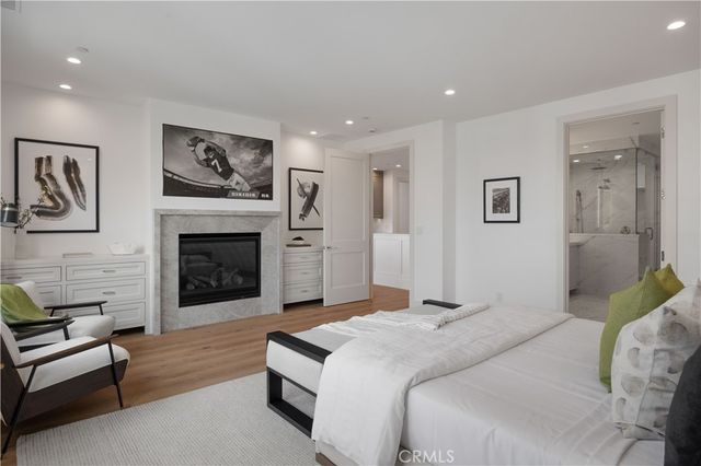 1212 Magnolia Avenue, Manhattan Beach, CA 90266