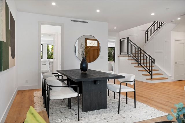 1212 Magnolia Avenue, Manhattan Beach, CA 90266