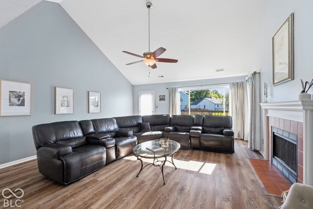 7867 Beanblossom Circle, Indianapolis, IN 46256