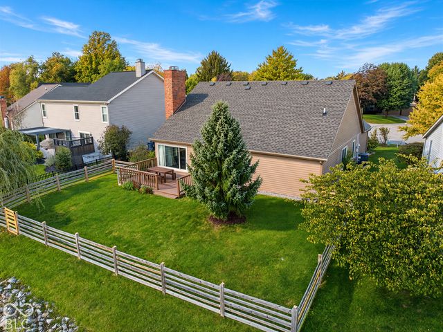 7867 Beanblossom Circle, Indianapolis, IN 46256