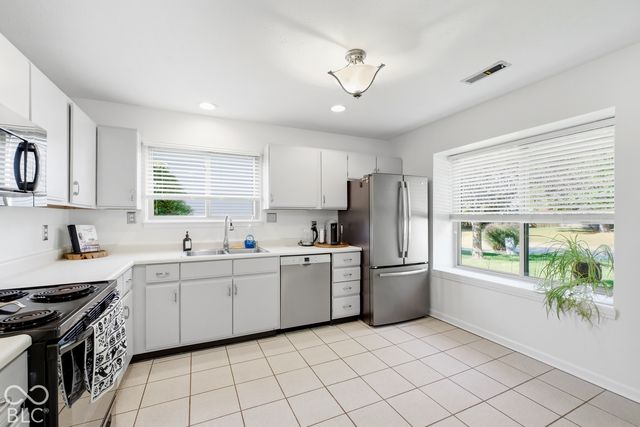 7867 Beanblossom Circle, Indianapolis, IN 46256