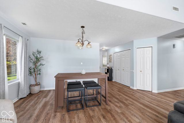 7867 Beanblossom Circle, Indianapolis, IN 46256