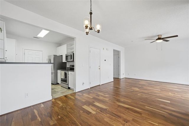 2111 Woodland Lane, Alpharetta, GA 30009