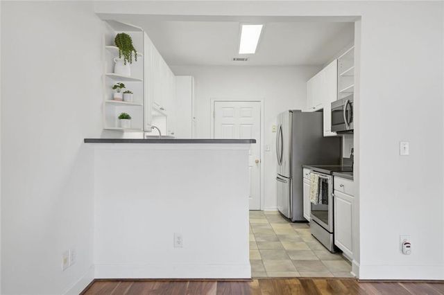 2111 Woodland Lane, Alpharetta, GA 30009