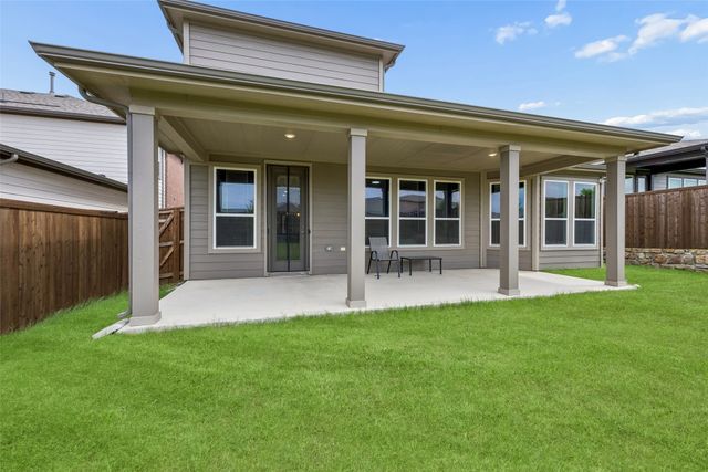 944 Adair Drive, Aubrey, TX 76227