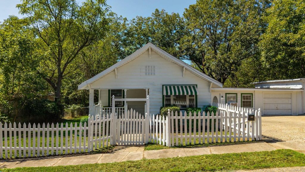 409 South Third Street, Benton, AR 72015
