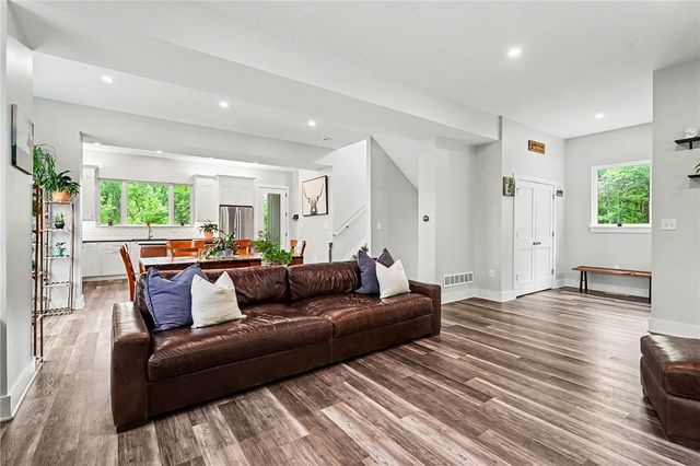 111 Church Lane, Chippewa Twp, PA 15010