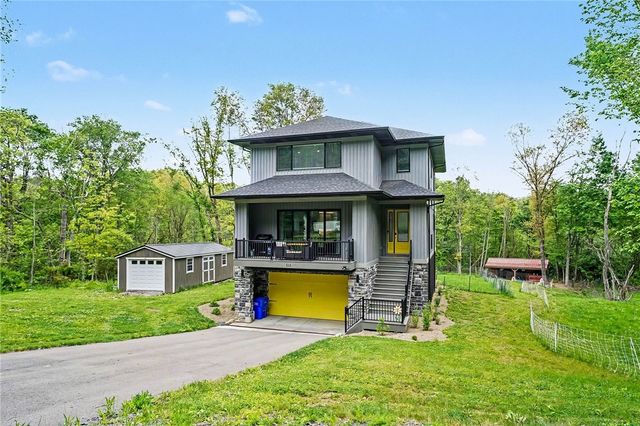 111 Church Lane, Chippewa Twp, PA 15010