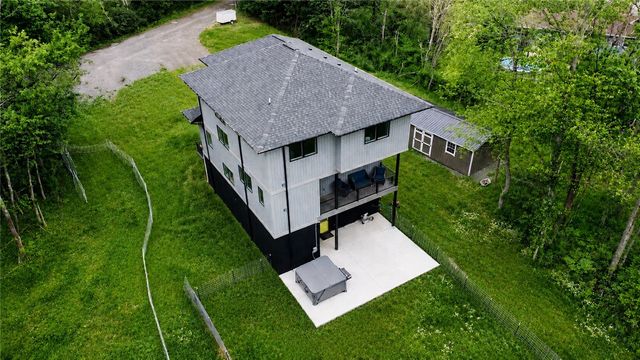 111 Church Lane, Chippewa Twp, PA 15010