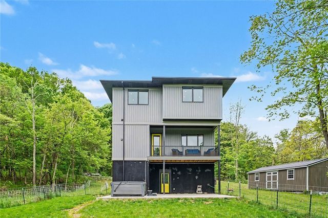 111 Church Lane, Chippewa Twp, PA 15010