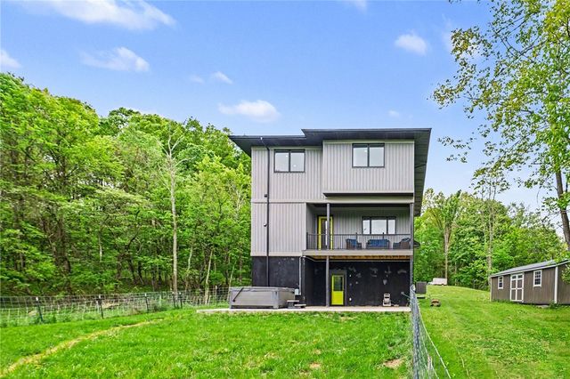 111 Church Lane, Chippewa Twp, PA 15010