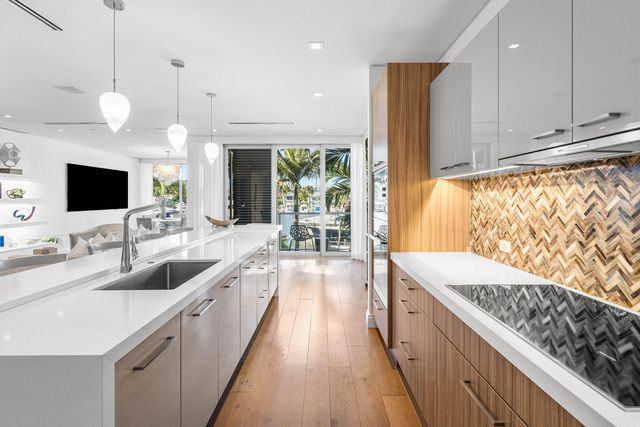 130 Macfarlane Drive, Delray Beach, FL 33483