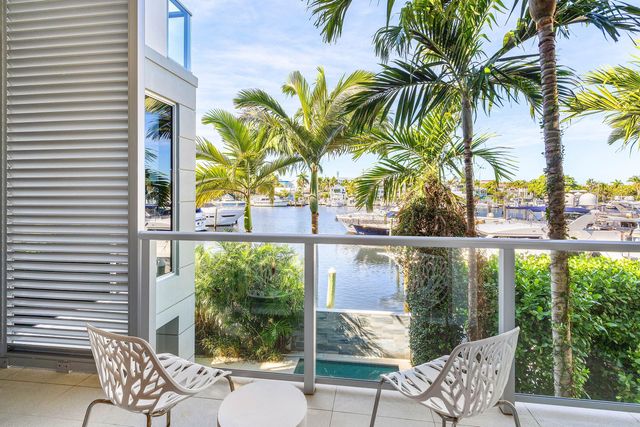 130 Macfarlane Drive, Delray Beach, FL 33483