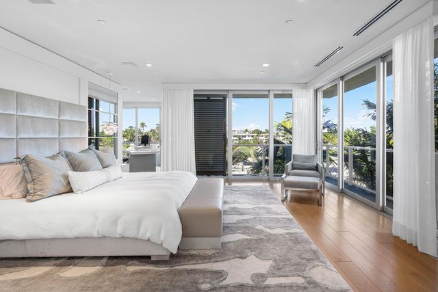 130 Macfarlane Drive, Delray Beach, FL 33483