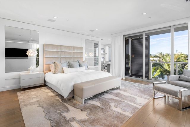 130 Macfarlane Drive, Delray Beach, FL 33483