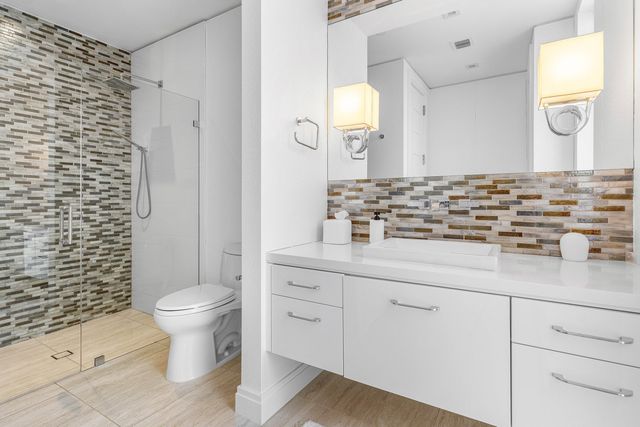 130 Macfarlane Drive, Delray Beach, FL 33483