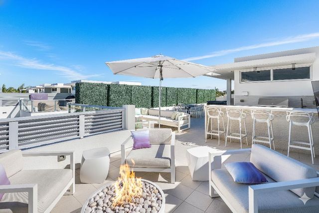 130 Macfarlane Drive, Delray Beach, FL 33483