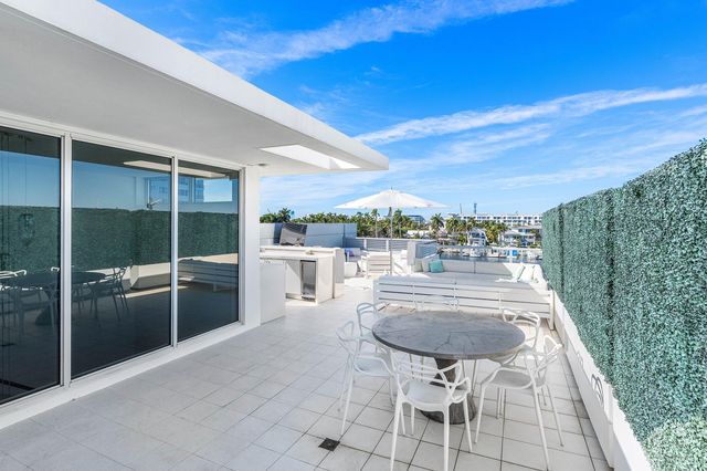 130 Macfarlane Drive, Delray Beach, FL 33483