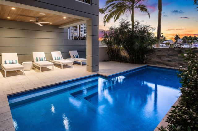 130 Macfarlane Drive, Delray Beach, FL 33483