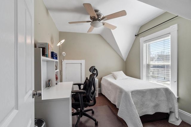 104 Woodward Ave, Lowell, MA 01854