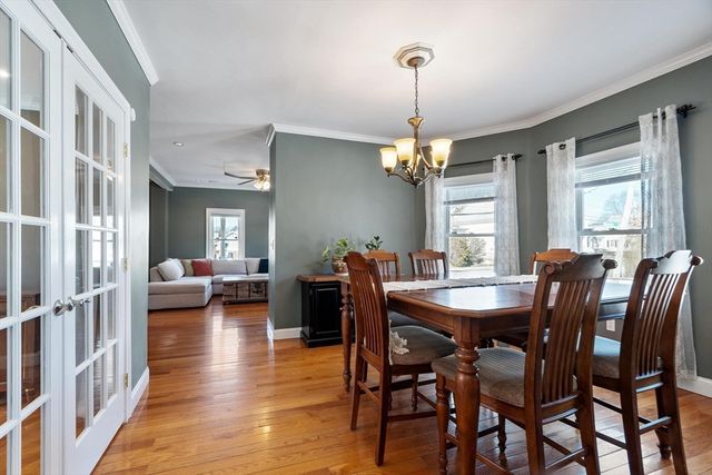 104 Woodward Ave, Lowell, MA 01854