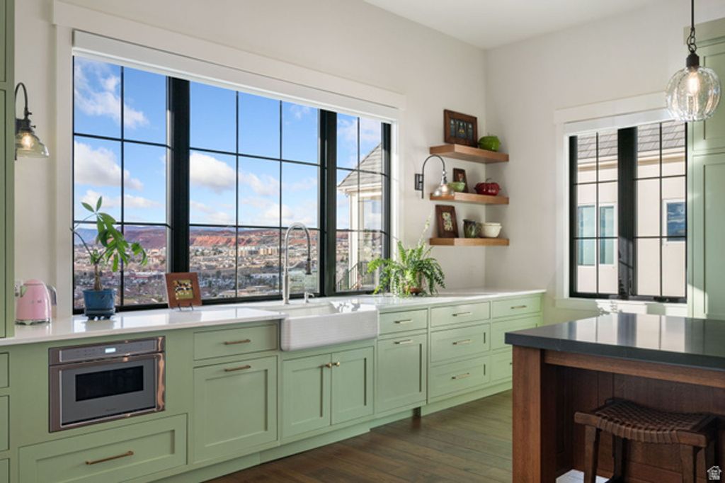 Image 22 of property listing at 998 S WILLOW BREEZE LN, St. George, UT 84790